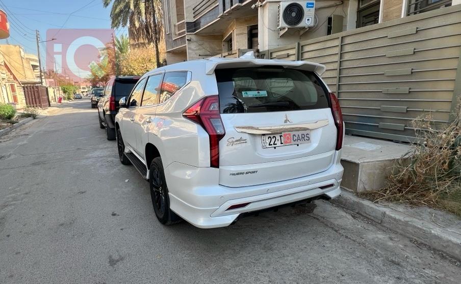 ميتسوبيشي باجيرو سبورت